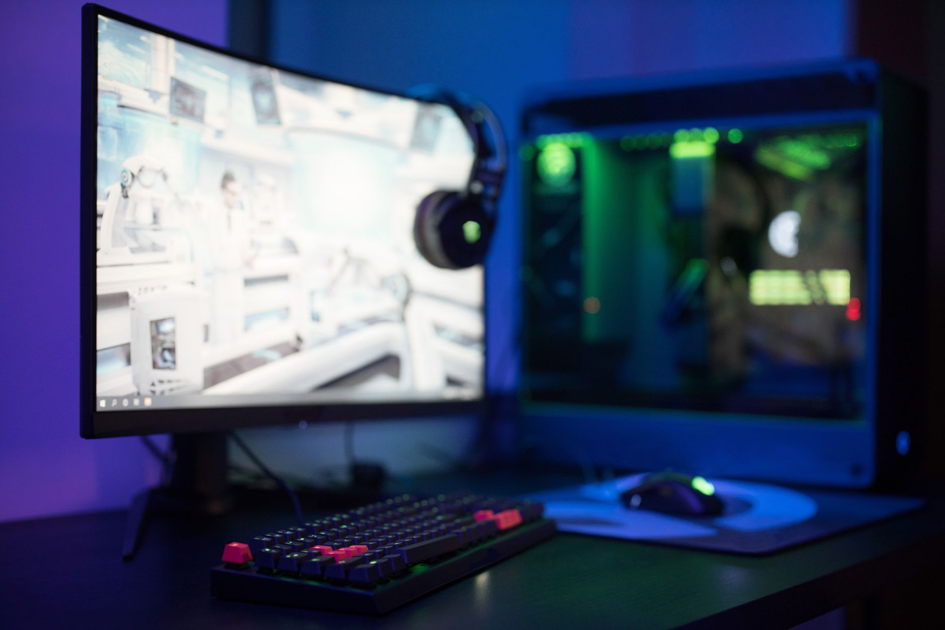 Tam Ekran mı Pencere Modu mu FPS Verir? Oyunlarda performansınızı artıracak en iyi ayarı öğrenmek için hemen tıklayın ve rehberimizi keşfedin.
