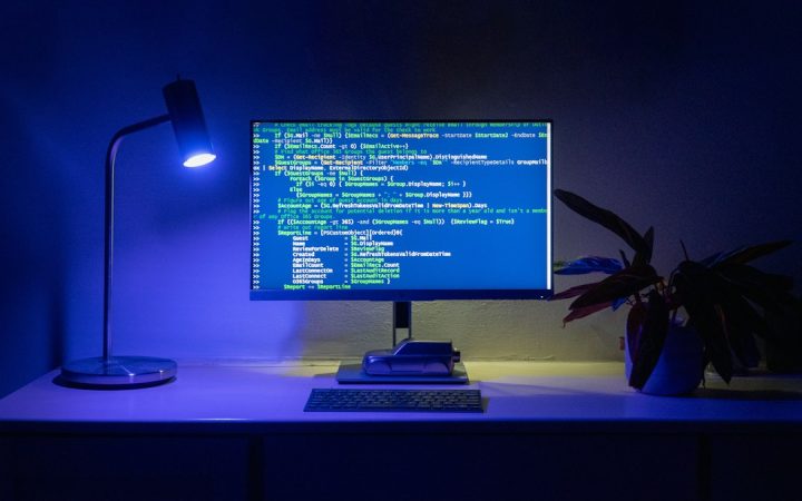 {{ encodeURIComponent($json.alt_text) }}