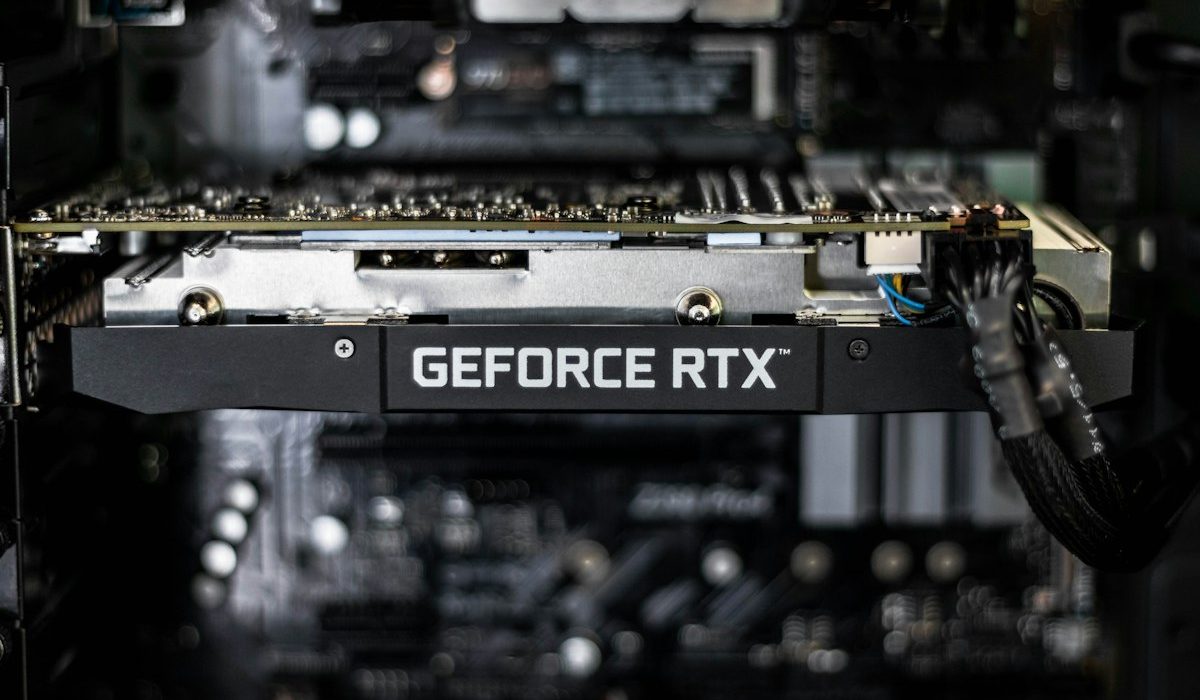 VRAM yetersizliği yaşayan GeForce RTX ekran kartı